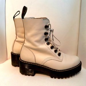 LEONA WOMEN'S TEMPERLEY LEATHER HEELED BOOTS size 8